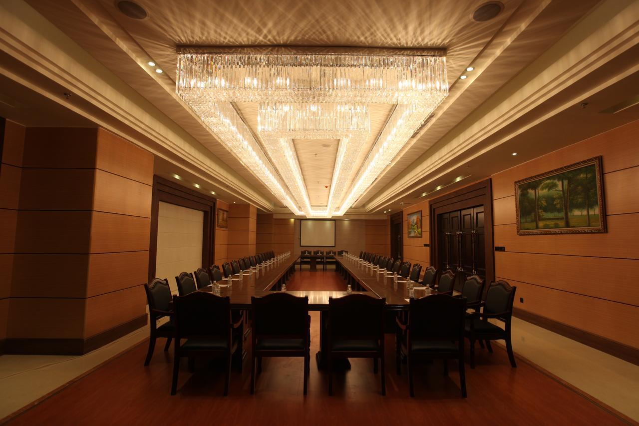 Chengdu Zhengyuan Xiyue Hotel Exterior photo